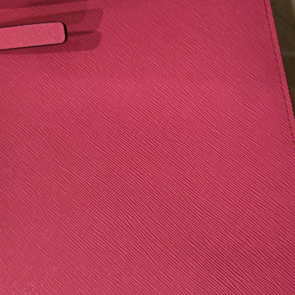 Kate Spade Hot Pink 100% Cow Leather Zipper Clutch - Picture 6 of 13